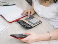 Regularización de autónomos en 2026: cómo se ajustarán las cuotas según los ingresos reales
