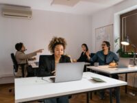 Cambiar el domicilio social de una empresa: cuándo es obligatorio, cómo hacerlo y qué errores debes evitar
